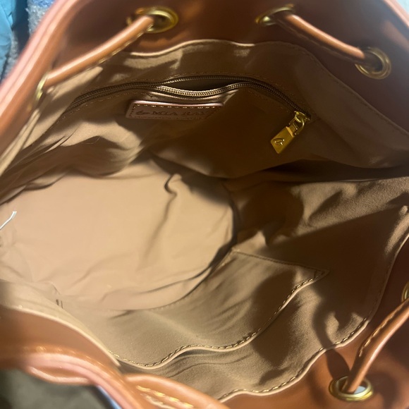 GLAMAHOLIC MEDIUM MONOGRAM BUCKET BAG - Picture 12 of 14